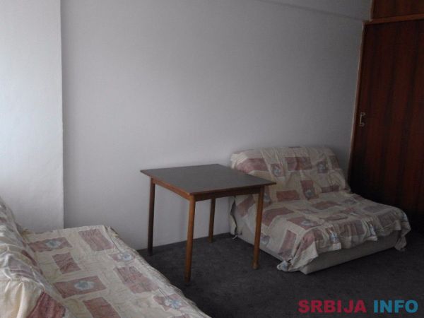 IZDAJEM STAN U BEOGRADU