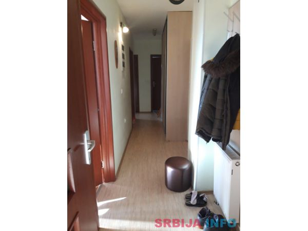 Prodajem stan-Krusevac