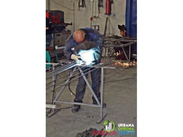 POTREBNI BRAVARI - VARIOCI - URBANA OPREMA NOVI SAD