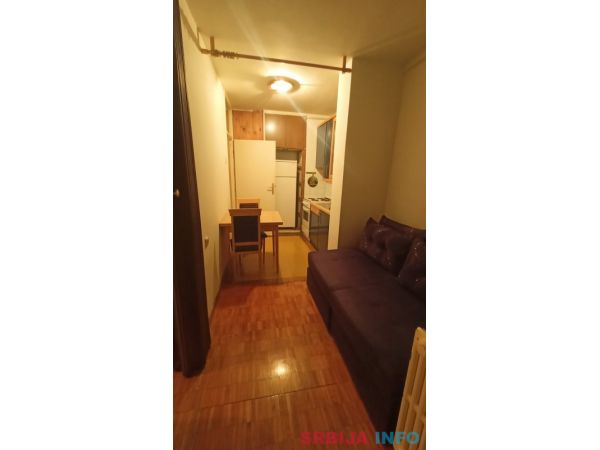Izdajem 1,5 stan, Beograd Kosutnjak