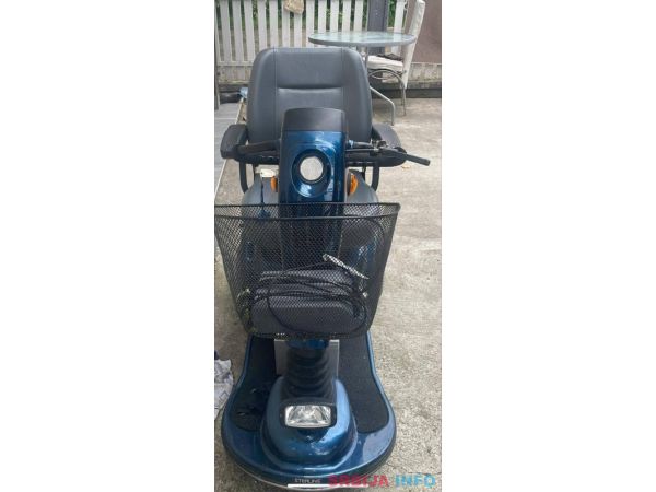 Invalidski skuter elektricni