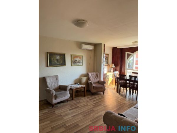 Prelep stan Vidikovac, 85m2,uknjizen
