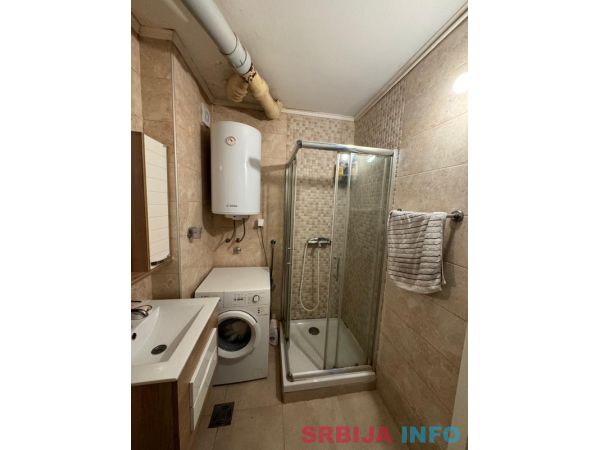 Prelep stan Vidikovac, 85m2,uknjizen