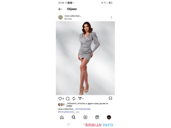 Kolekcija ženskih stvari na prodaju