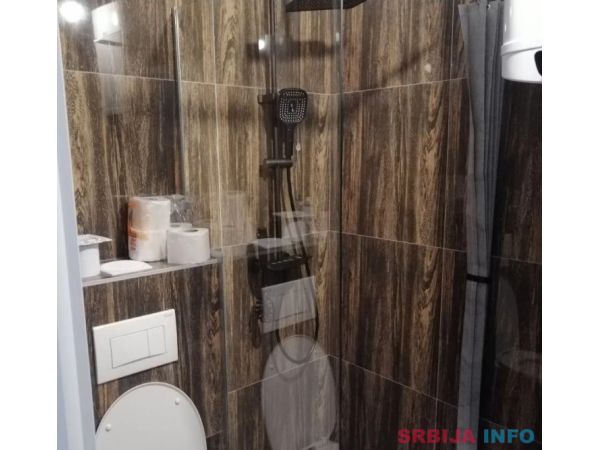 Prodajem stan u Pancevu 90m2