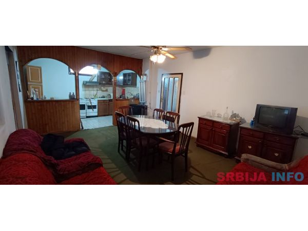 Porodicna kuca na prodaju u Kikindi