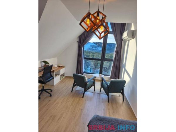 Prodaje se duplex apartman na Divcibarama