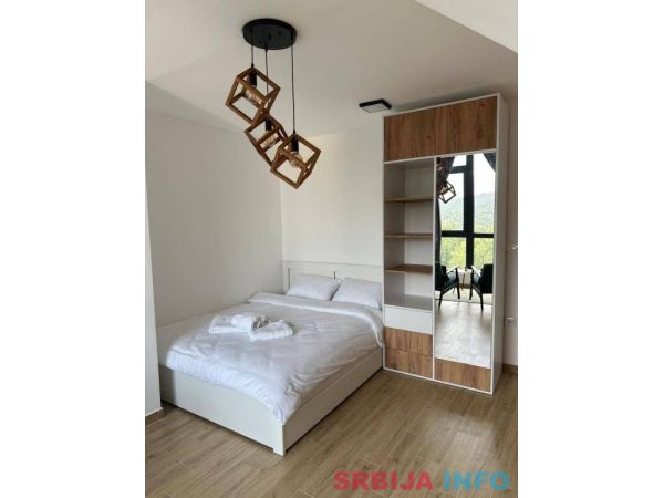 Prodaje se duplex apartman na Divcibarama