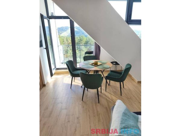 Prodaje se duplex apartman na Divcibarama