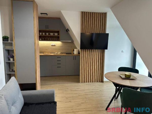 Prodaje se duplex apartman na Divcibarama
