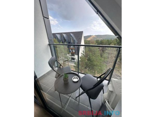 Prodaje se duplex apartman na Divcibarama