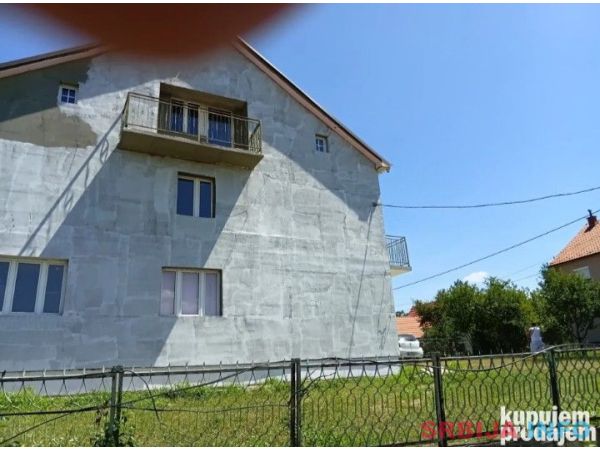 Kuća 390 m2 Barič Obrenovac 