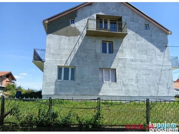 Kuća 390 m2 Barič Obrenovac 