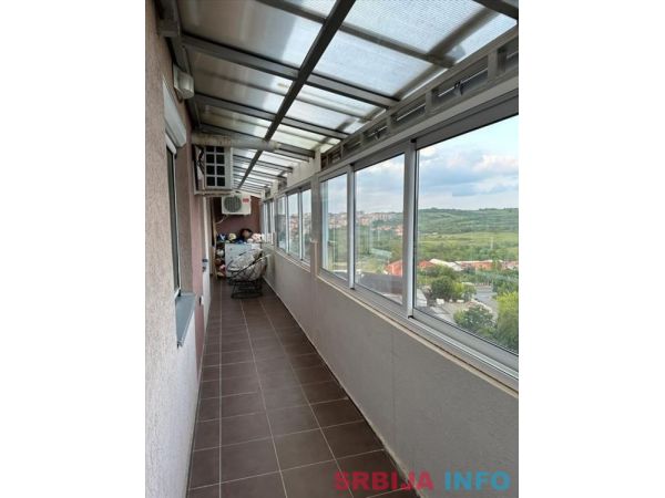 LUX opremljen stan u naselju Stepa Stepanovic