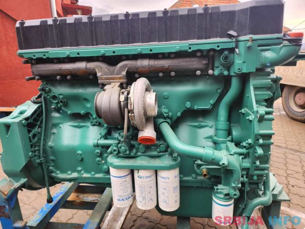 Ganc nov fabricki motor za kamion IMD 