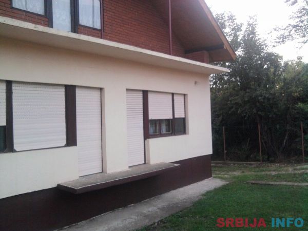 Kuca na prodaju