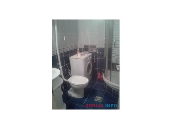 Odličan stan u Novom Sadu