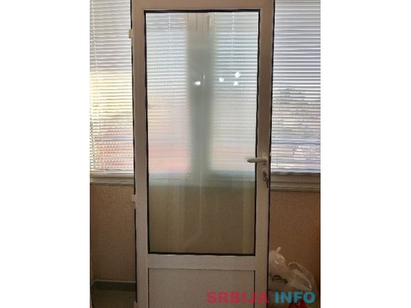 Aluminum vrata