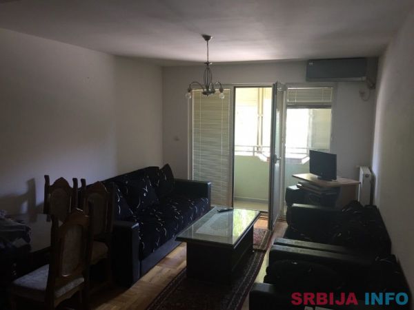 Garsonjera centar 28m2