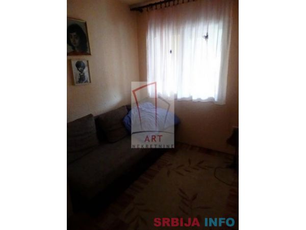 Prodaja stana Medakovic Hitno