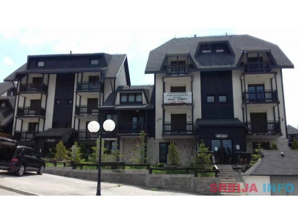 Prodajem apartman na Kopaoniku