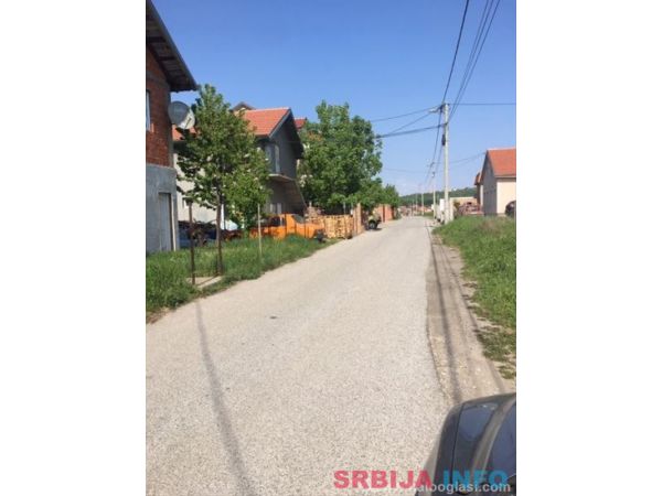 Povoljno plac na Miljakovcu 3