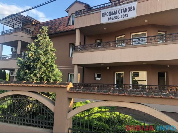 Prodajem stanove-Zeleznik