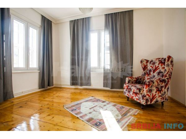 Renovirana kuca u Topoli