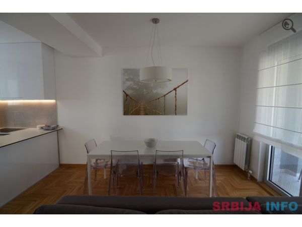 Trosoban Apartman  Nodilova Beograd Čukarica