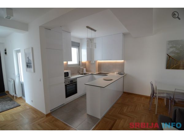 Trosoban Apartman  Nodilova Beograd Čukarica