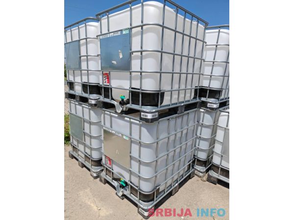 Na prodaju IBC cisterne od 1000l