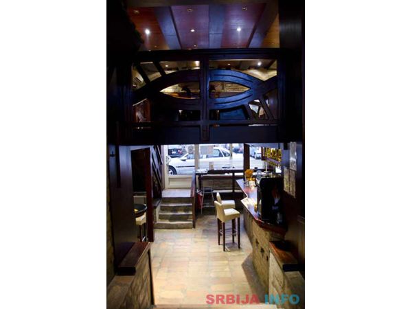 Prodajem kafić 70 m2 Pančevo 