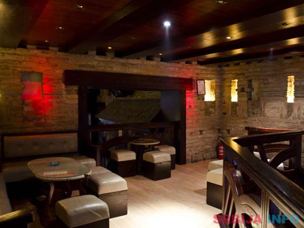 Prodajem kafić 70 m2 Pančevo 