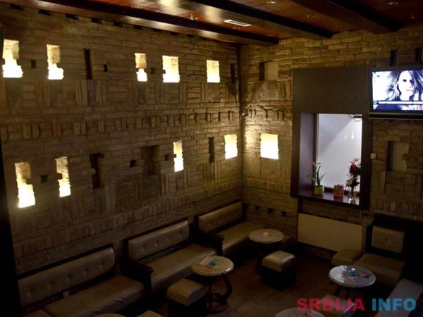 Prodajem kafić 70 m2 Pančevo 