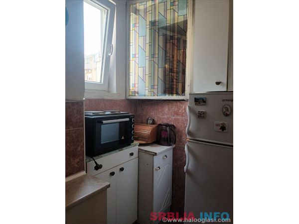 Vračar, jednoiposoban, uknjižen 180000&euro;