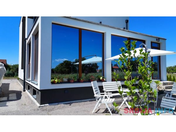 Kuća na prodaju 327m2 Sremska Mitrovica 327000&euro;