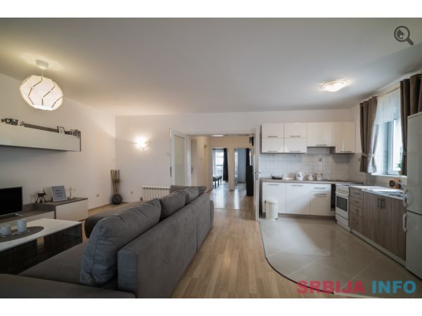 Trosoban Apartman Dibonas Grey Beograd Vo  dovac