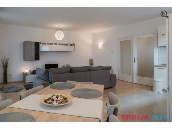 Trosoban Apartman Dibonas Grey Beograd Vo  dovac