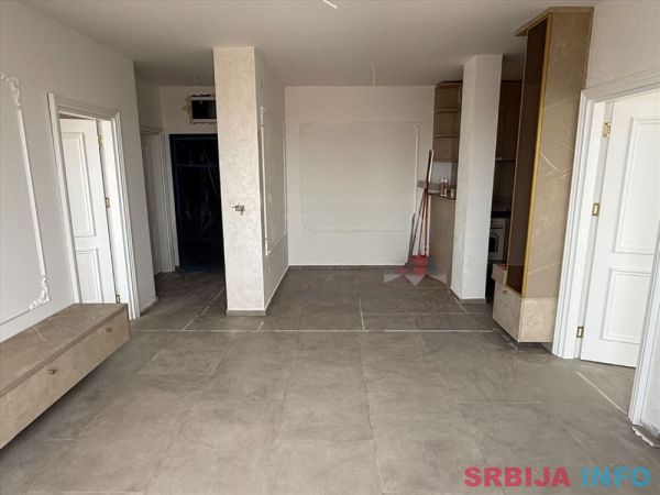 LUX stan sa pogledom na Dunav-Novi Banovci