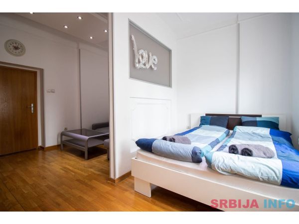 Lux stan 40 m2 Obilićev Venac Beograd 
