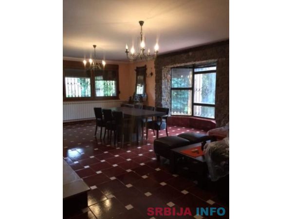 Kuća 250 m2 Ravno Selo Vrbas 