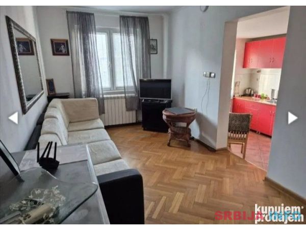 Stan 39 m2 Medaković 3 Zvezdara Beograd 