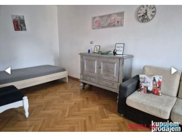 Stan 39 m2 Medaković 3 Zvezdara Beograd 