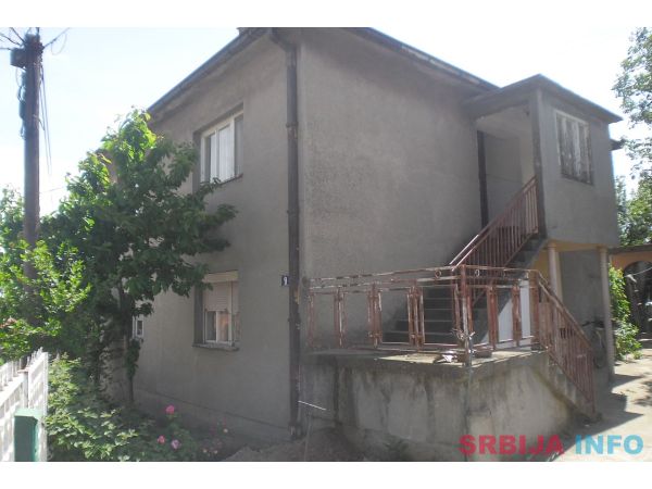 Kuća 180 m2 Carina Smederevo