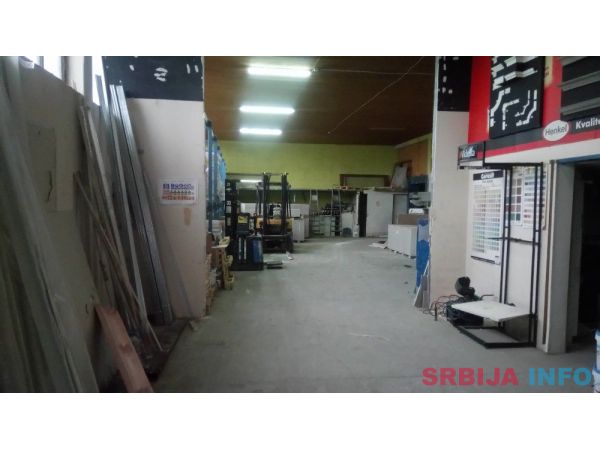 Magacin/hala sa kancelarijama na spratu