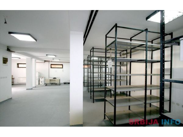 Magacin za izdavanje 140m2-Kaludjerica