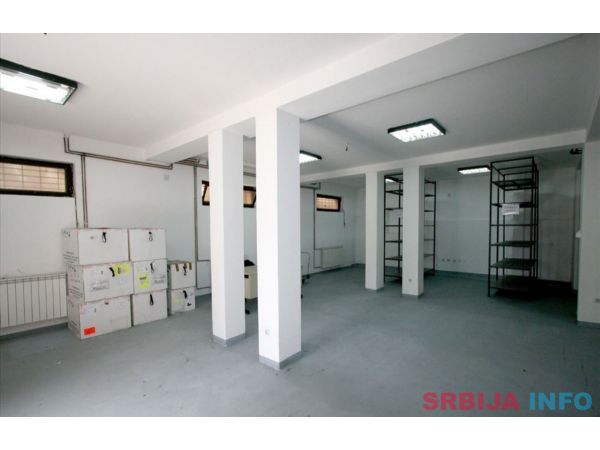 Magacin za izdavanje 140m2-Kaludjerica