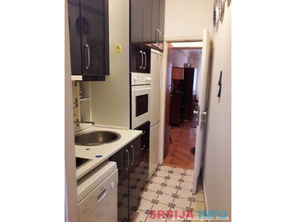 Stan kod Krunske i Kalenica pijace (bez agencije)