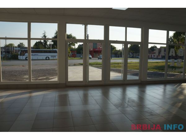 Izdavanje poslovnog prostora-Sombor