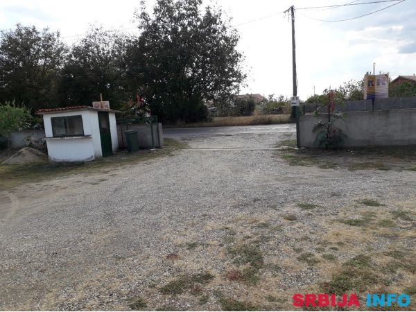 Magacin 260 kvadrata j magacin od 80 kvadrata